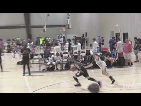 @WorldsTallestKid at the NYBL Finals 2019