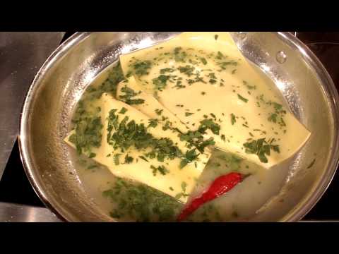 Avocado-Ragout im Nudelblatt mit Herzmuschel (Andreas Wojta)