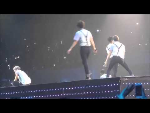 [HD FANCAM] 160124 EXO'luXion Manila CHRISTMAS DAY