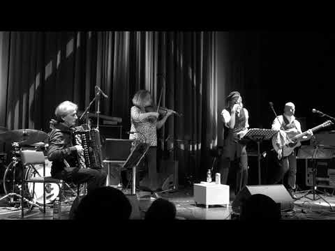 Jens Paul Wollenberg & Pojechaly - Der Emigrant - akkordeon akut festival 2019