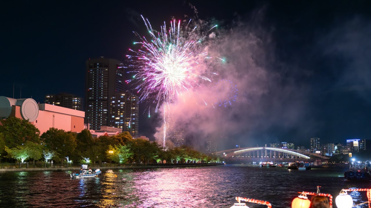 [4K] 船上から見た天神祭奉納花火 2025 大阪 Tenjin Matsuri Festival Fireworks viewed from a Ship Osaka Japan