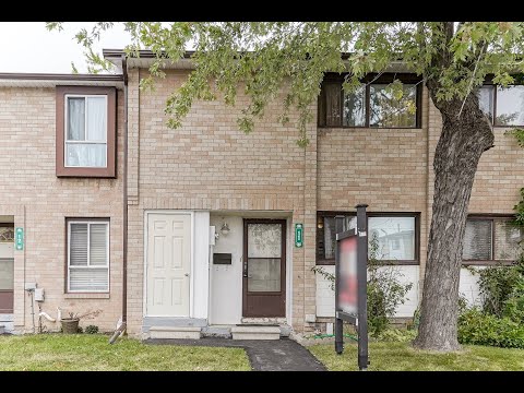 11 Fleetwood Crescent Brampton Home for Sale - Real Estate Properties for Sale