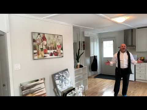 Detach House For Sale in Caledon