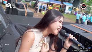 Download lagu HARUSKAH BERAKHIR KAMELIA PUTRI mp3 Download lagu HARUSKAH BERAKHIR KAMELIA PUTRI mp3