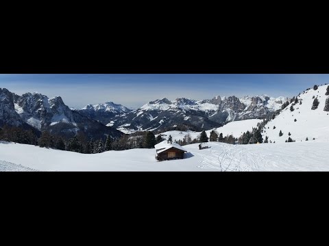 Skiing Alba di Canazei