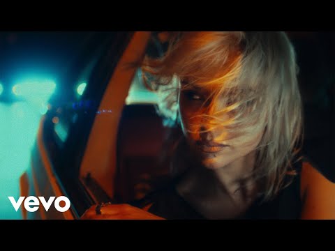 Lolo Zouaï - 3AM in San Francisco (Official Video)