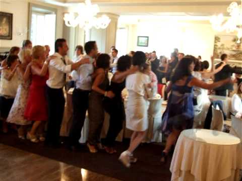 trenino divertente sposi cerimonia matrimonio grande festa musica alex e claudia milano e provincia