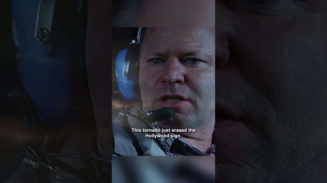 🌪️ The Day After Tomorrow: Iconic LA tornado outbreak scene#TheDayAfterTomorrow