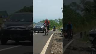 preview picture of video 'Perjuangan menuju finish puncak geopack ciletuh palabuhanratu'