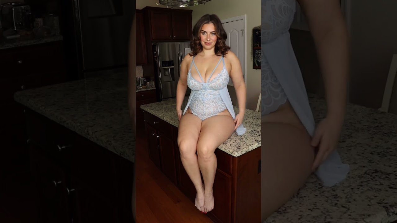 The little wiggle at the end 😇IG:@kellymonroeofficial