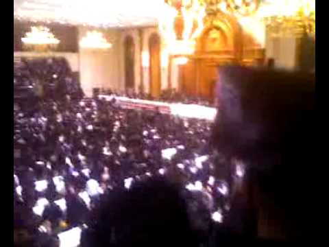 Skver rabbi at his grandson wedding