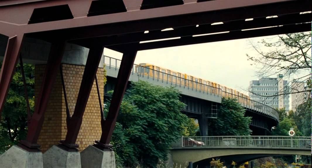 Miniature de la vidéo Un Amour De Jeunesse (VF) - Bande Annonce du film Un amour de jeunesse