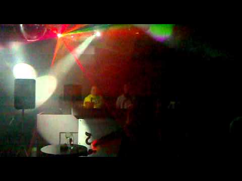 DJ Joeri & DJ Bianco @ Sens Unique kortrijk 090411