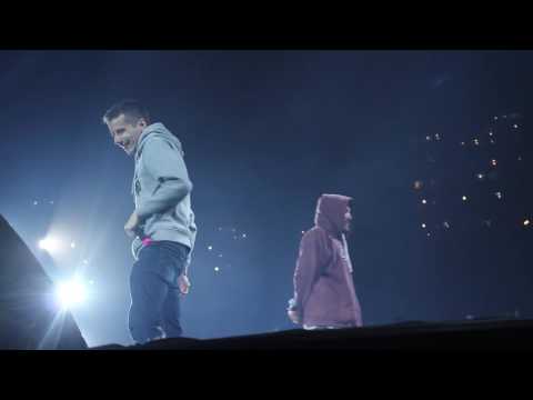 Skone vs Tom Crowley - Octavos Internacional 2016 - Red Bull Batalla de los Gallos