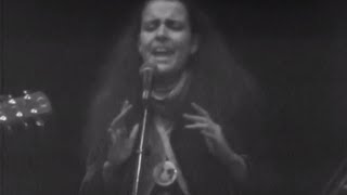 The Roches - Vote The Democratic Way - 10/21/1978 - Capitol Theatre (Official)