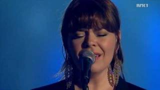 Solveig Slettahjell - Smile (live, 2010)