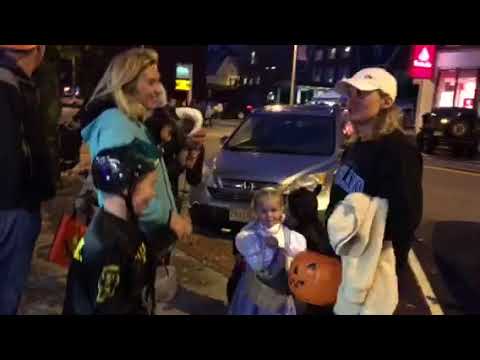 Clinton’s Halloween Walk