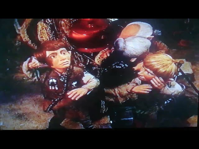 Terry Pratchett's Truckers (1991) Masklin VS The Fox