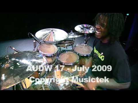 Thomas Pridgen, Ronald Bruner Jr. Drum Battle - Part 1/3