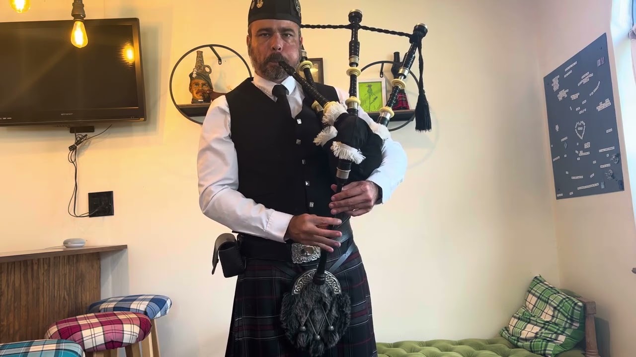 Promotional video thumbnail 1 for Matty Taylor, bagpiper