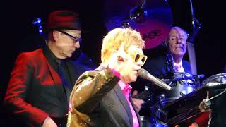 Elton John - "A Good Heart"  live 05.12.2017 Barclay Arena Hamburg