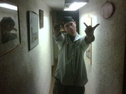 Martino MC   Trauriges Leben feat  Symen Haze