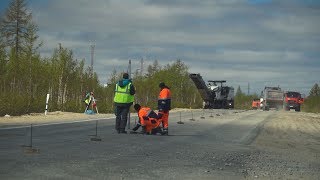В Новом Уренгое стартовал сезон дорожных работ