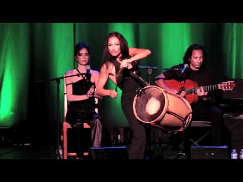 Ana Yerno Drumming dance.mov