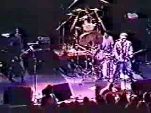 Mike Watt (w/ Eddie Vedder & Foo Fighters) -  1995 Hollywood, CA