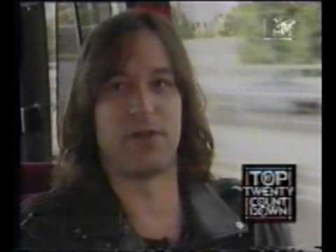 R.E.M. 1992-10 - Top Twenty Countdown, MTV, USA [A Change in R.E.M.'s fans]