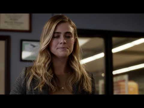 Michaela gets a postcard from Zeke / tries to call off the hunt - 2x01