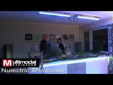 Controller, CDJs, Turntables - so kann DJ Technik!