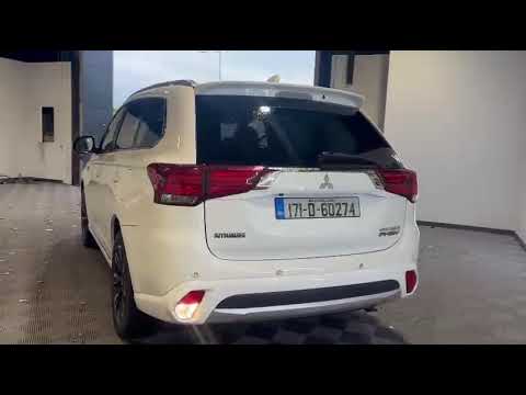 Video of Mitsubishi Outlander 2.0 GX5HS PHEV / PAN SUNROOF