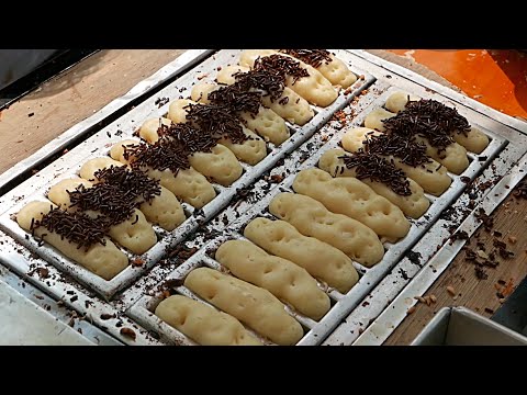 Indonesian Street Food - Kue Pukis Mini Chocolate Cheese Cakes Dessert