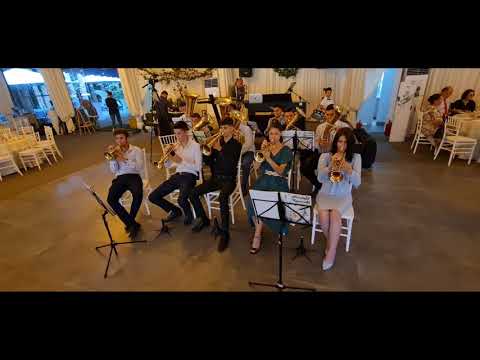 Fanfara Comisani - Este soare azi in viata mea