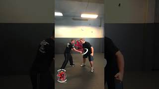Defense against Knife Attack - Krav Maga - 360 defense with counterattack #kravmaga #selfdefense