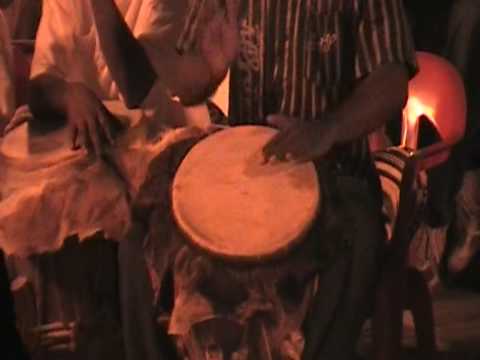 INCREDIBLE  AFRO COLOMBIAN DANCE AND MUSIC TAMBOR DJEMBE CARTAGENA COLOMBIA