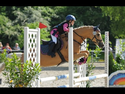 Malu (7) und Duebaree - Mannschafts-E-Springen am 26.05.2016