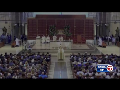 Funeral mass held for 17-year-old senior who died in boat crash near Key Largo