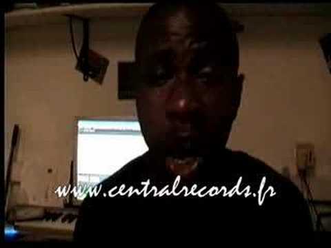 Stone Black pour CENTRALRECORDS.FR