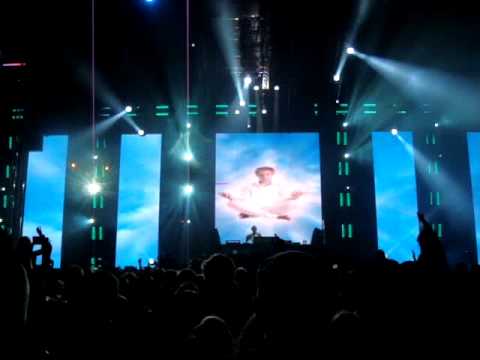 SUNRISE FESTIVAL 2010 • ARMIN VAN BUUREN "Not Going Insomnia" [2] • Kołobrzeg, PL [24.07.2010]