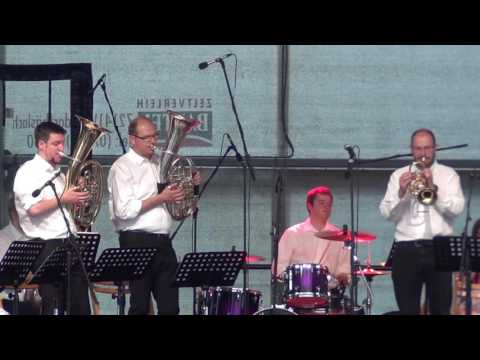 Blaskapelle EUDAIMONIA  -/-  In Glückseligkeit Polka: