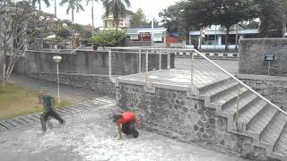 preview picture of video 'Parkour Tulungagung Free Flow Ngabuburit'