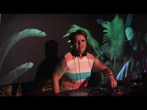 DJ Laurize - Set completo Avalon Sunset Live Solidária