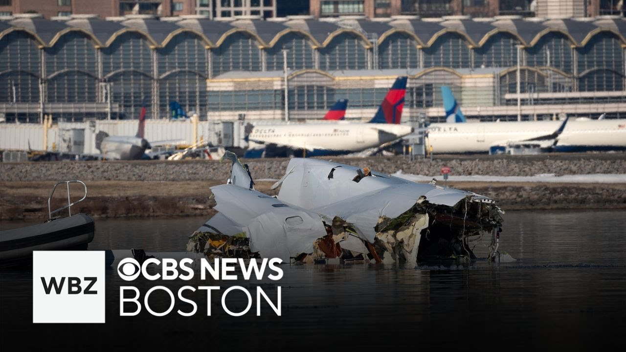 Latest details on Washington D.C. plane crash, black boxes recovered, victims remembered at Mass. sk
