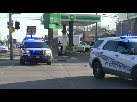 65-year-old stabbed in intersection in Detroit