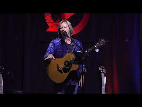 Robbie Calvo | Yamaha Guitars Workshop at Replay Guitar