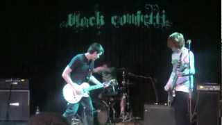 Black Confetti: LIVE