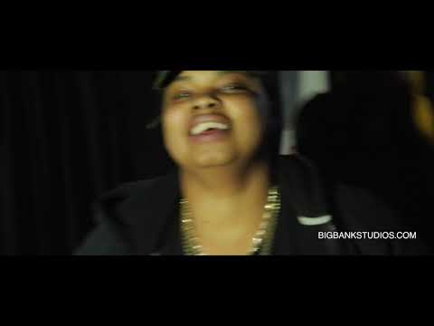 CRACKED PHONE FEAT.UMAR