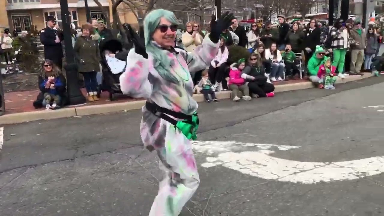 West Orange Arts Council at the West Orange St. Patrick's Day Parade 2023 with DKVenmoney